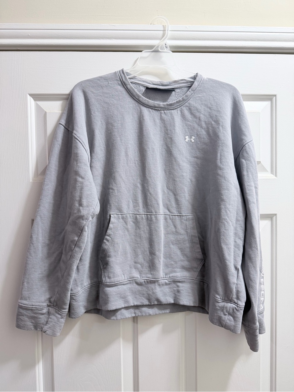 Under Armour Light Gray Crewneck Sweatshirt